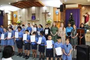2022-end-of-year-graduation-mass-007