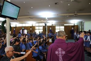 2022-end-of-year-graduation-mass-008