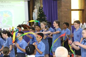 2022-end-of-year-graduation-mass-033