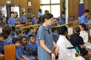 2022-end-of-year-graduation-mass-039