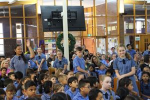 2022-end-of-year-graduation-mass-042