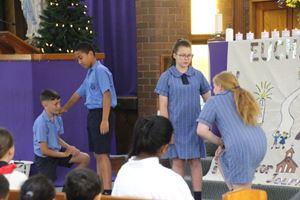 2022-end-of-year-graduation-mass-066