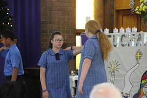 2022-end-of-year-graduation-mass-071