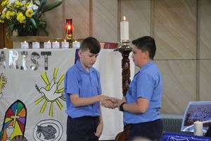 2022-end-of-year-graduation-mass-072