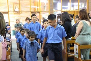 2022-end-of-year-graduation-mass-084