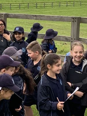 2022-year-3-excursion-to-penrith-lakes-22