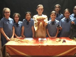 2018 Holy Week Prayer Room 09